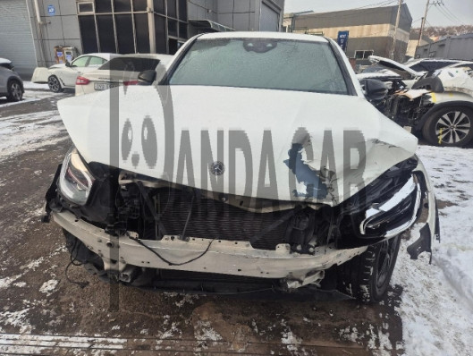2020 Mercedes-Benz GLC220 d 4MATIC Coupe, photograph 1