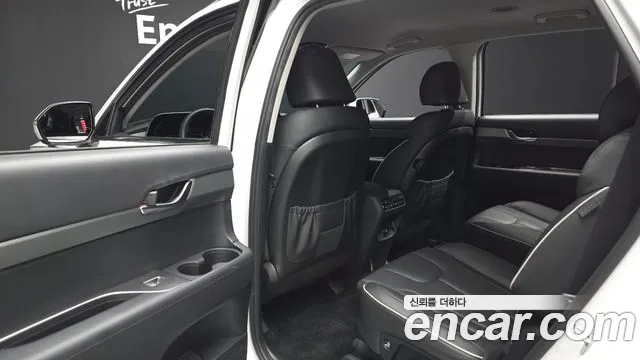 Hyundai Palisade Diesel 2.2 2WD — photo 1 of 33