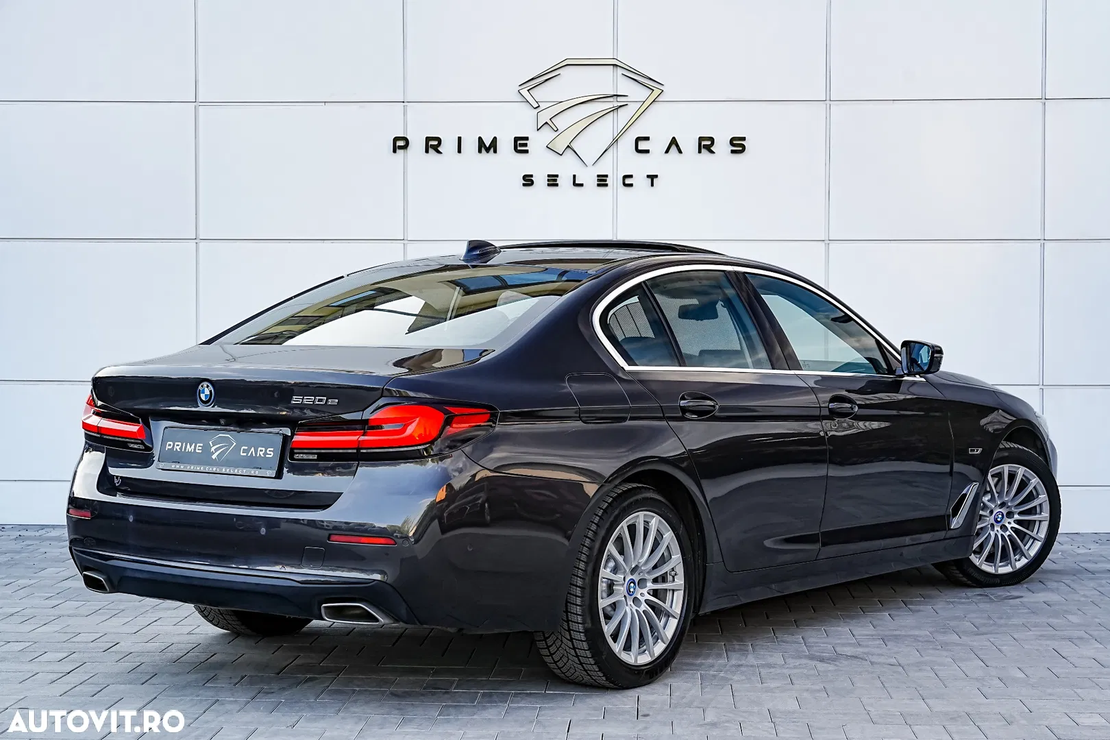 2022 BMW Seria 5 520e Aut., photograph 9