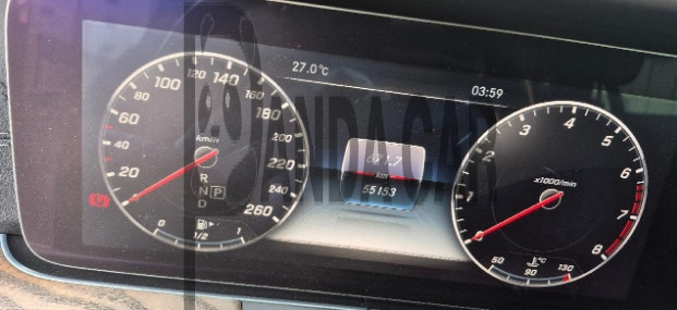 2017 Mercedes-Benz E300 4Matic, photograph 4