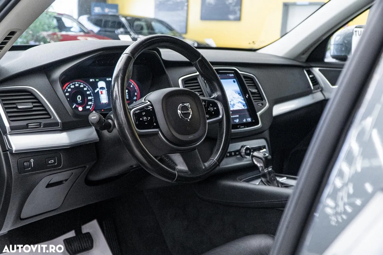 2018 Volvo XC 90 D5 AWD Momentum, photograph 6