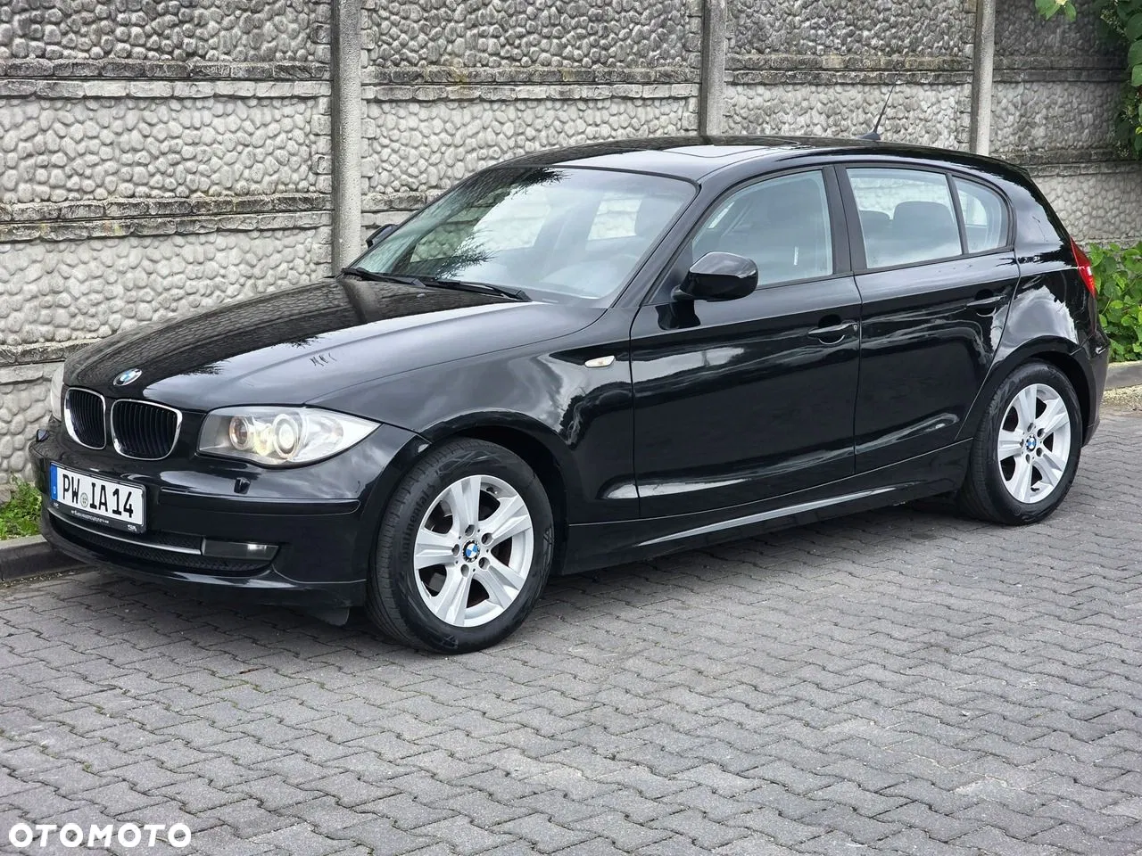 2009 BMW Seria 1 116i Edition Lifestyle, photograph 1