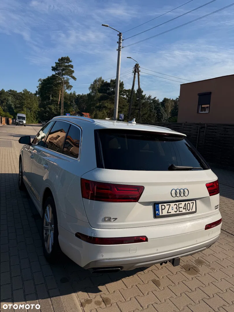 2018 Audi Q7 3.0 TFSI Quattro Tiptr, photograph 7