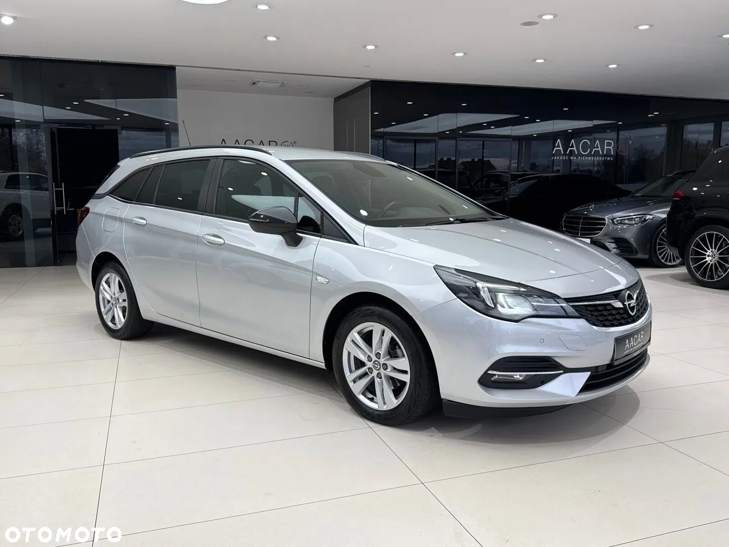2021 Opel Astra, photograph 5