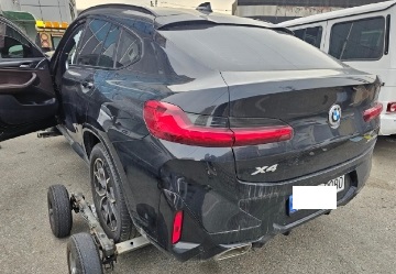 2023 BMW X4 xDrive20i, photograph 2