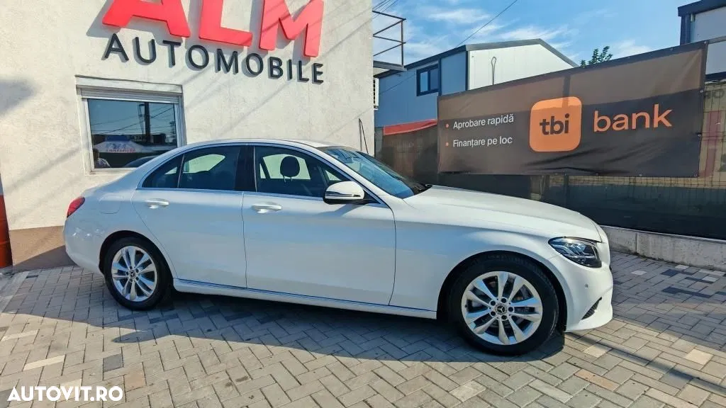 2019 Mercedes-Benz C, photograph 6