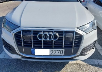 2022 Audi Q7 45 TDI quattro, photograph 4