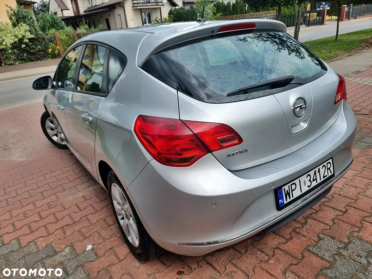 2013 Opel Astra 1.6 Active, photograph 4
