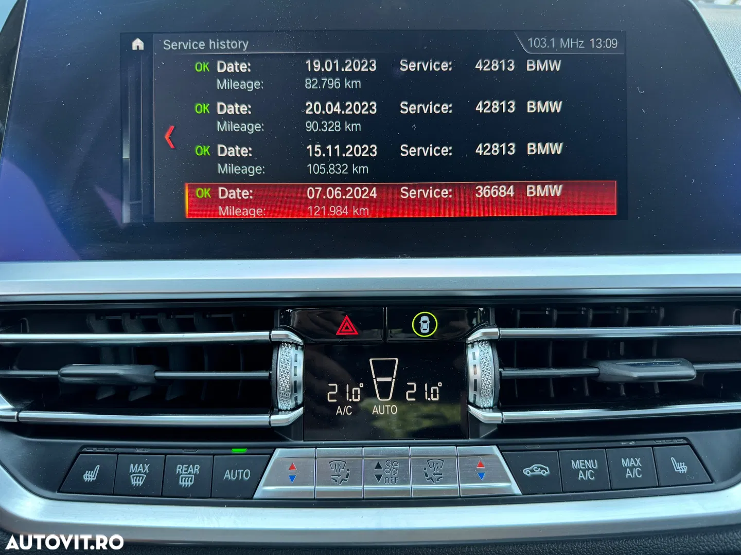 2020 BMW Seria 3 320d xDrive Aut. Luxury Line, photograph 12