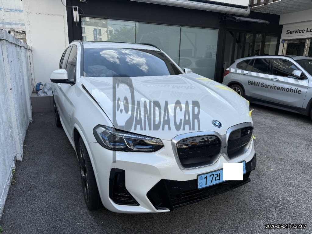 2023 BMW iX3 M Sport, photograph 1