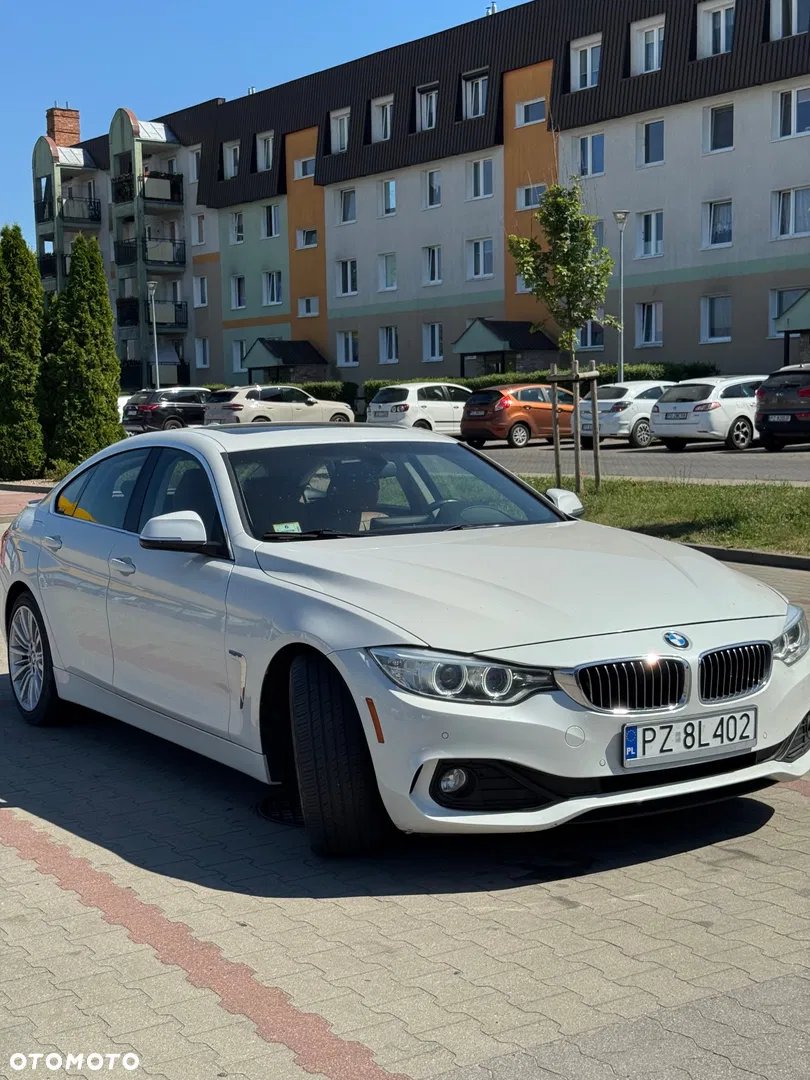 2015 BMW Seria 4 428i Sport-Aut Luxury Line, photograph 3
