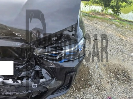 2022 BMW X4 M40i, photograph 2