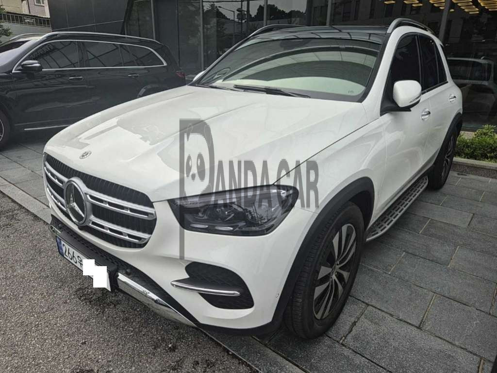 2026 Mercedes-Benz GLE 350 4MATIC, photograph 5
