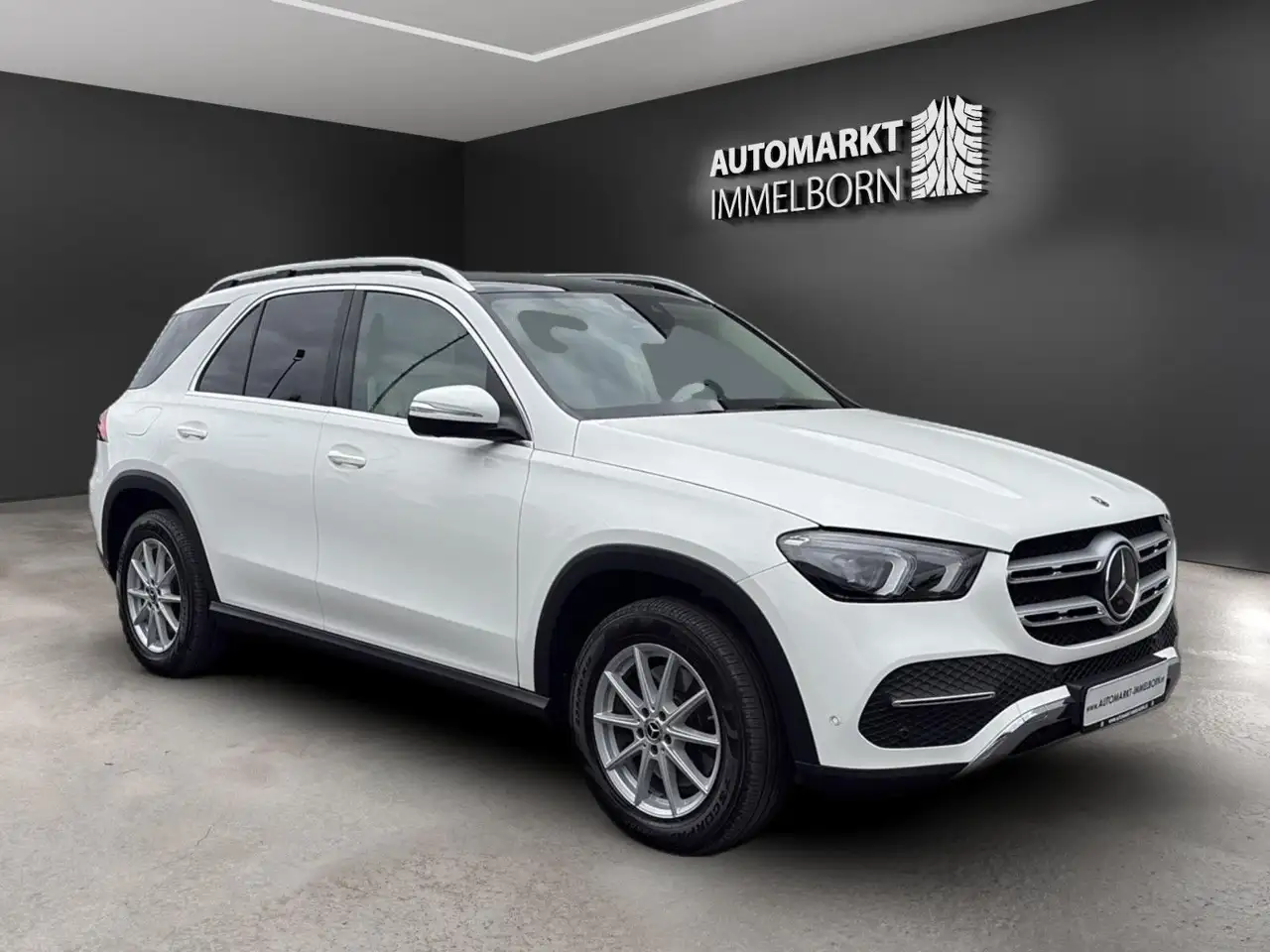 2023 Mercedes-Benz GLE 300 d HUD*Distro*Burmest*360*Pano*Sitzklima, photograph 1