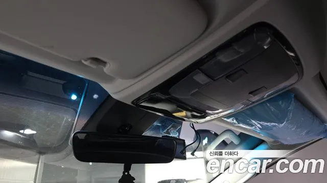 2021 Hyundai Staria Cargo 3-Seater, photograph 4
