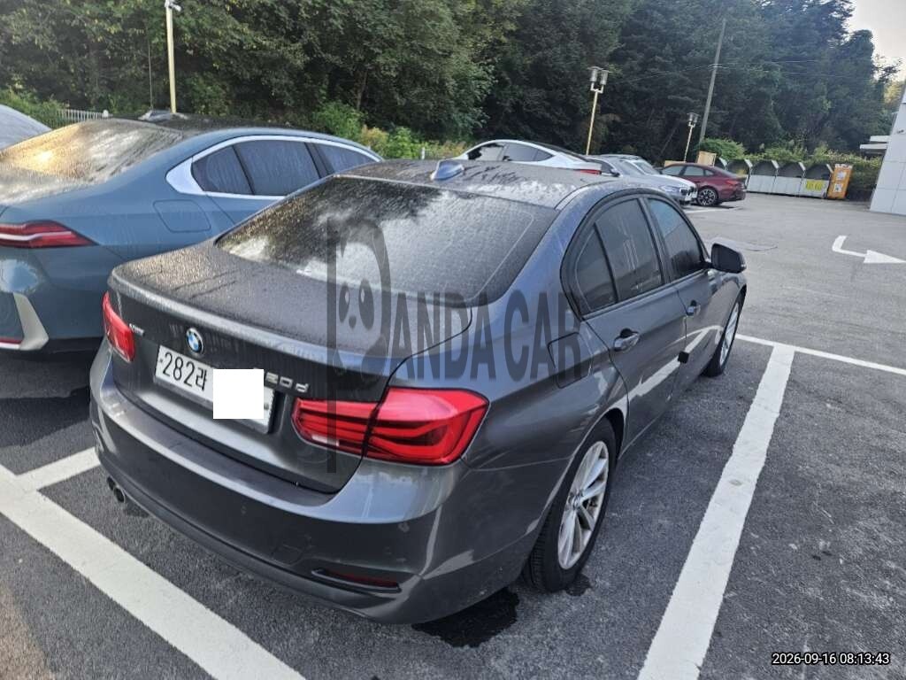 2017 BMW 320d, photograph 3