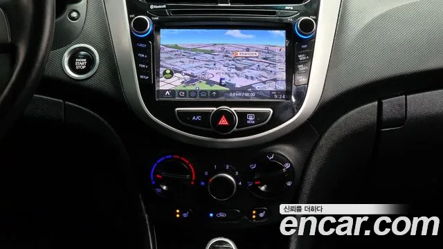 2016 Hyundai Accent 1.4 VVT Modern, photograph 12