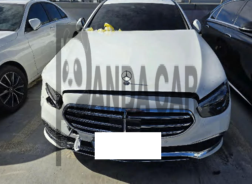 2021 Mercedes-Benz E250, photograph 1