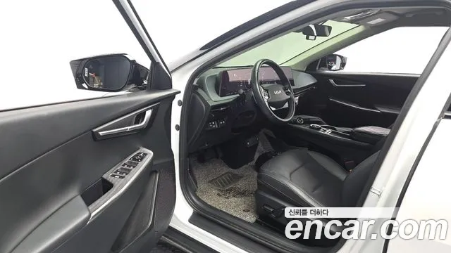 2023 Kia EV6 Long Range, photograph 2
