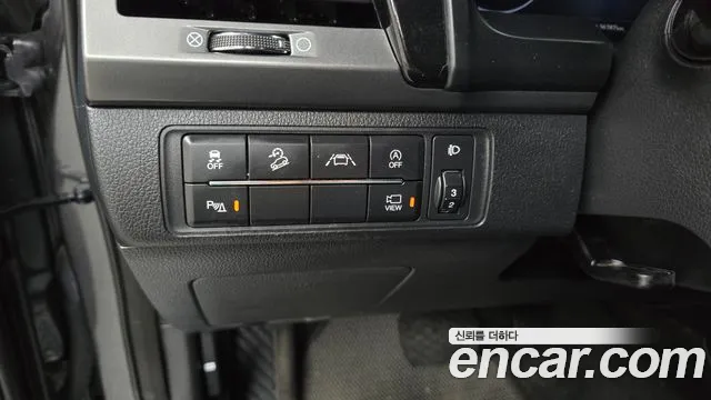 2022 KG_Mobility_Ssangyong Rexton Diesel 2.2 4WD, photograph 5