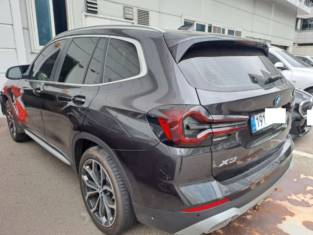 2024 BMW X3 xDrive30e, photograph 4