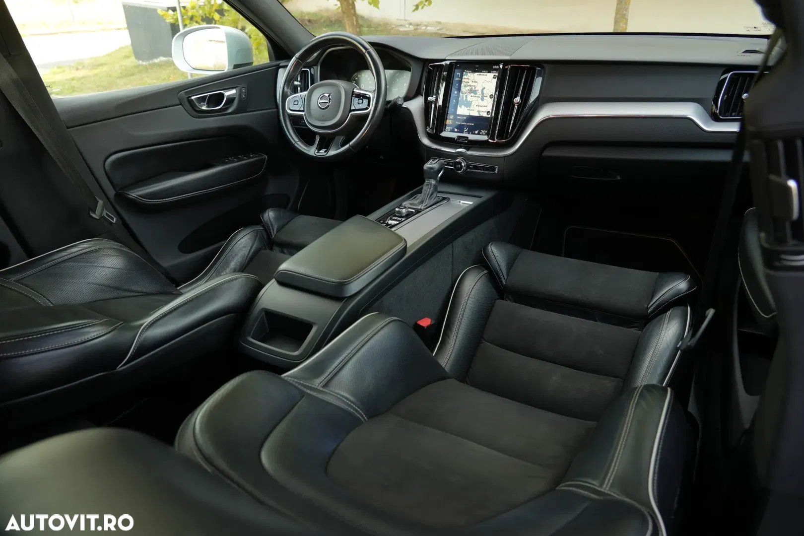 2018 Volvo XC 60 D4 AWD Geartronic RDesign, photograph 11