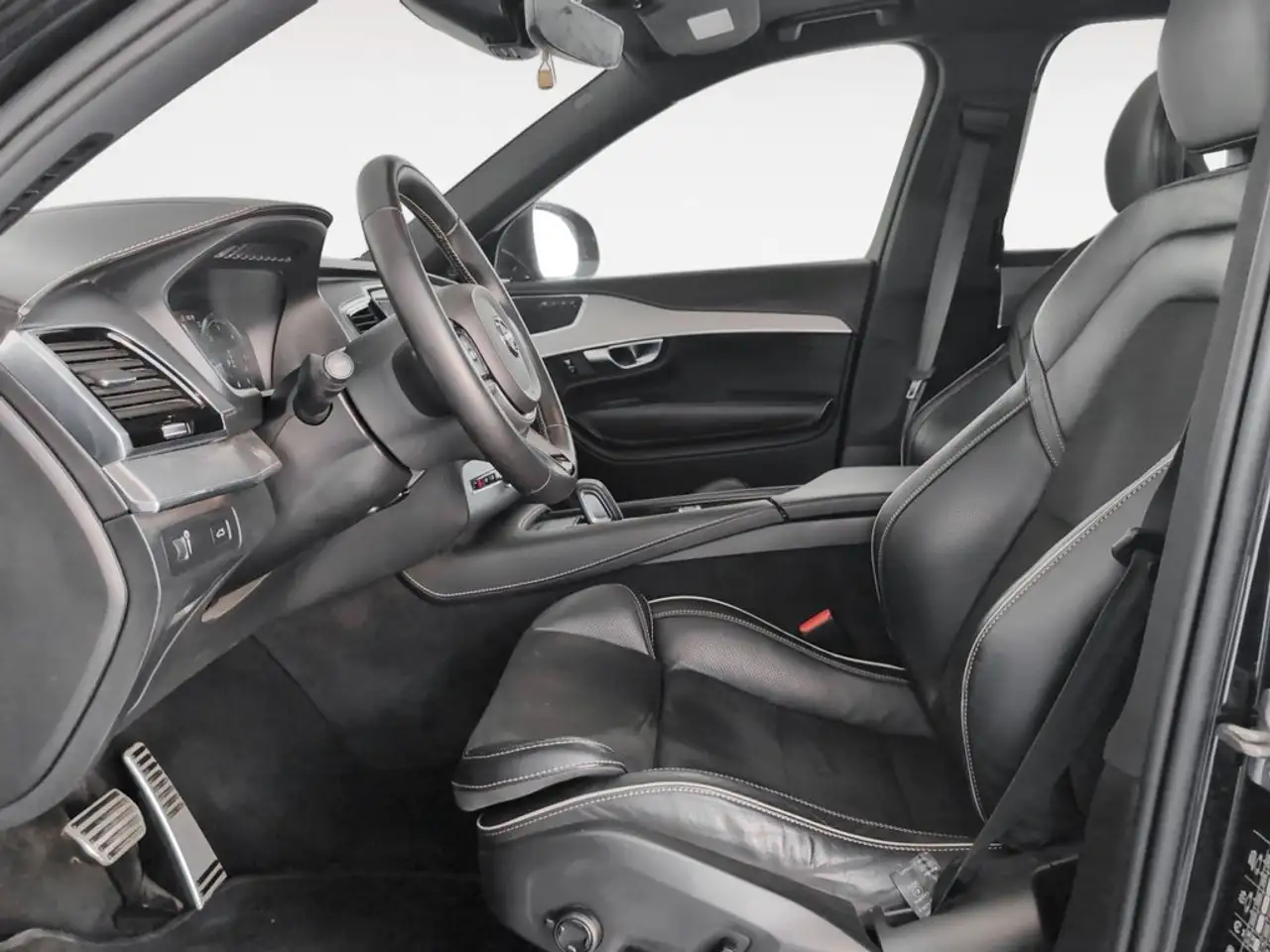 2022 Volvo XC90 B5 R-Design 7pl. AWD Aut., photograph 11