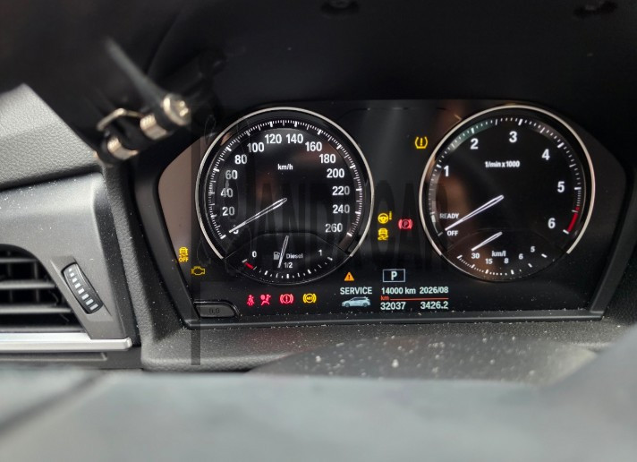 2021 BMW Active Tourer, photograph 4