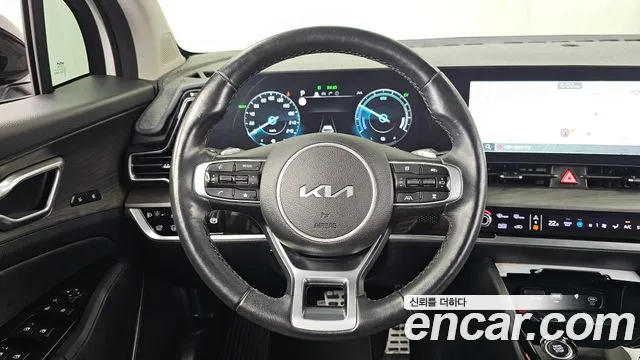 Kia Sportage Signature Gravity 2WD — photo 1 of 33