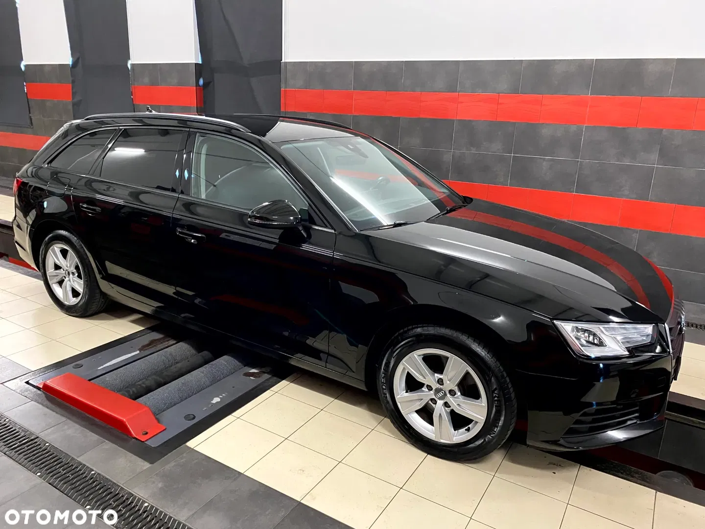 2019 Audi A4 Avant 2.0 TDI S tronic, photograph 4