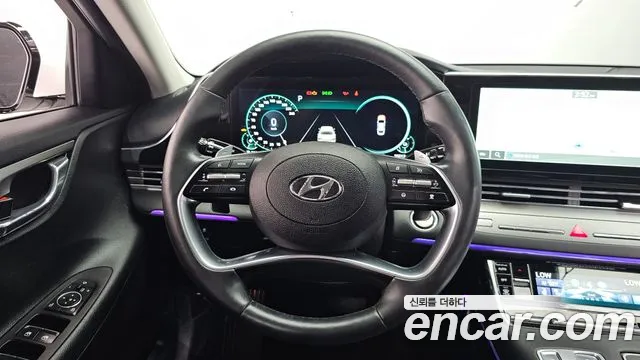 Hyundai Grandeur Le Blanc — photo 1 of 20