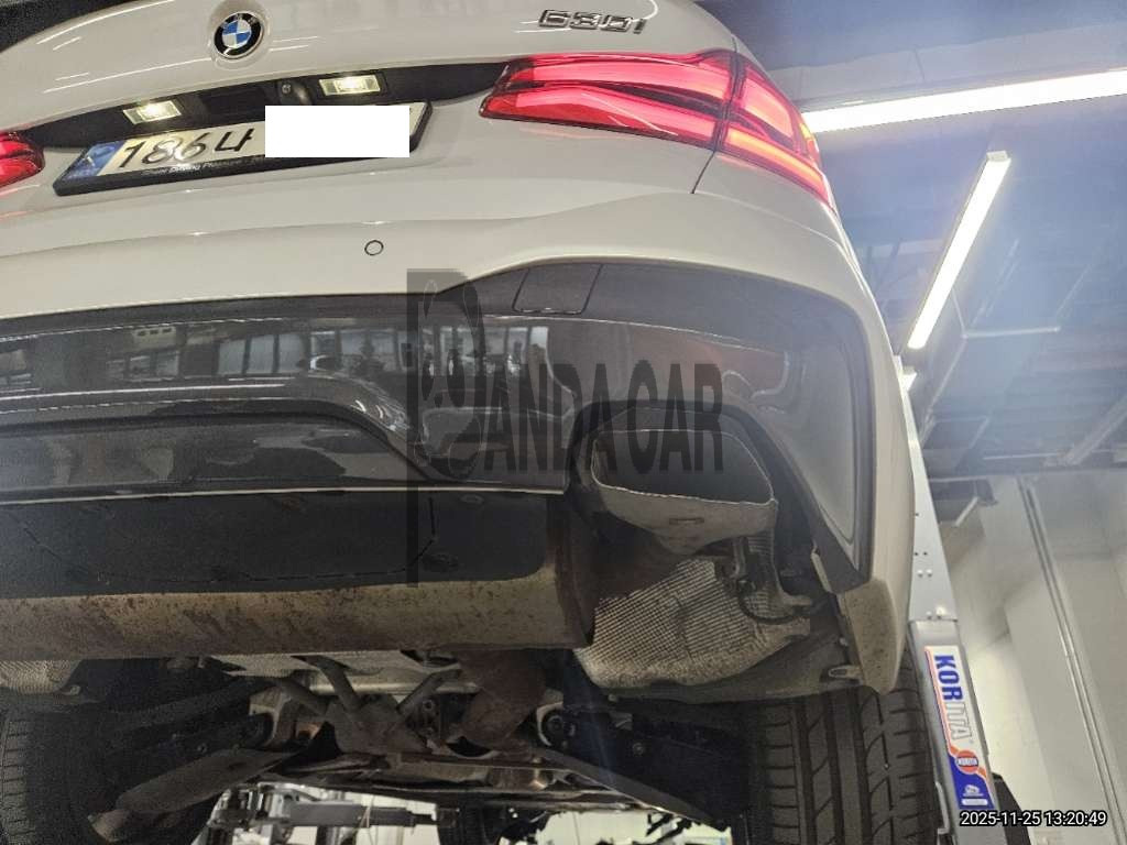 2022 BMW 630i xDrive, photograph 3