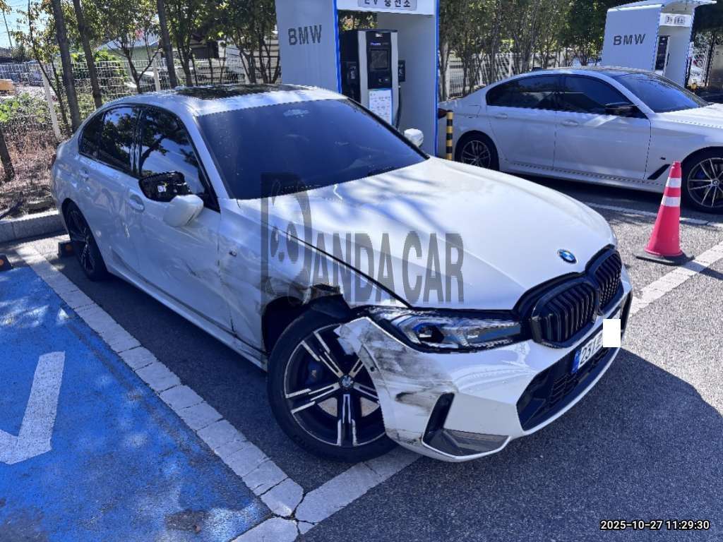 2023 BMW 320i, photograph 3