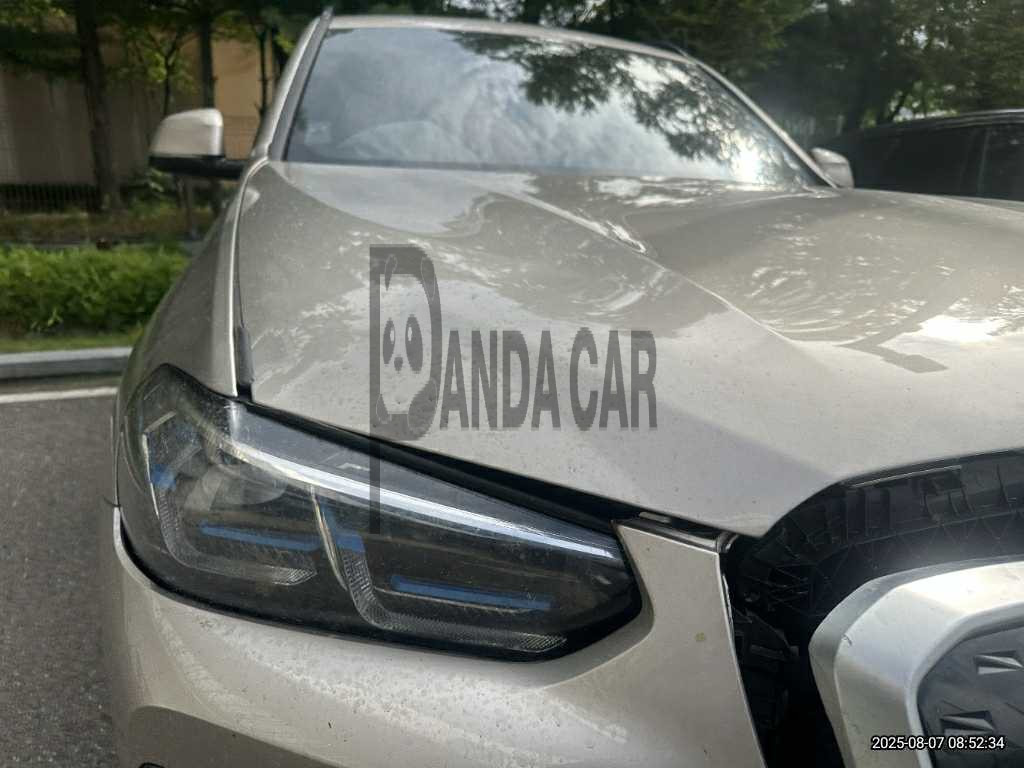 2024 BMW iX3 M Sport, photograph 4