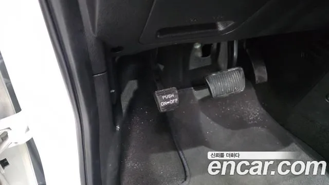 Kia RAY Van — photo 1 of 28