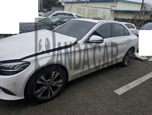 2020 Mercedes-Benz C220 d 4MATIC, photograph 2