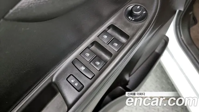 2016 ChevroletGMDaewoo Spark LT, photograph 8