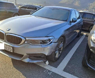 2020 BMW 520d M Sport Package, photograph 2