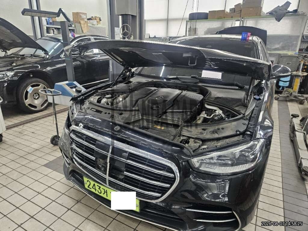 2023 Mercedes-Benz S400 d 4MATIC, photograph 1