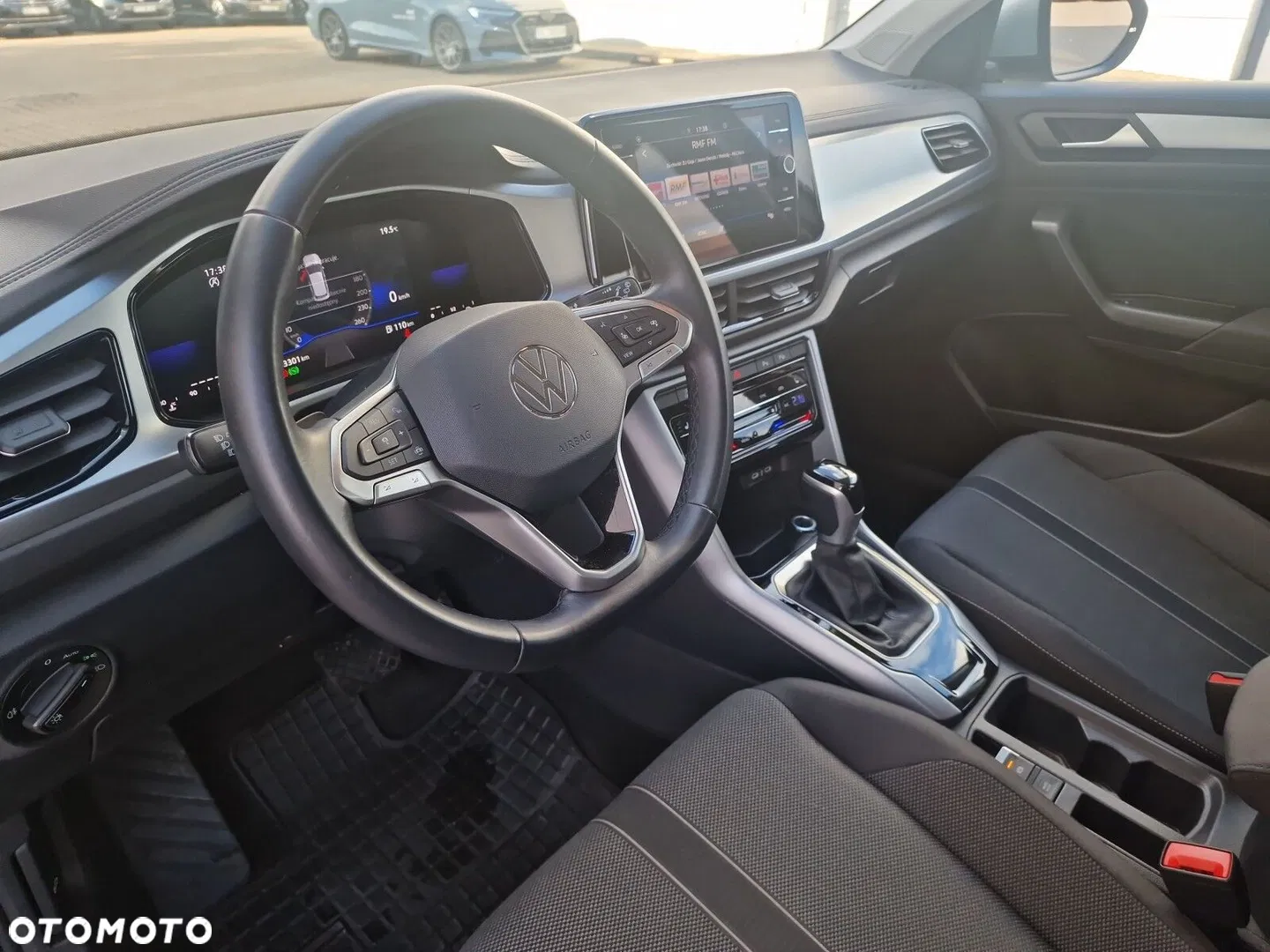 2023 Volkswagen T-Roc 1.5 TSI Life DSG, photograph 10