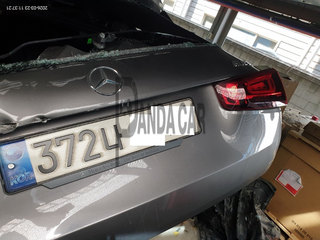 2022 Mercedes-AMG GLB35 4MATIC, photograph 1