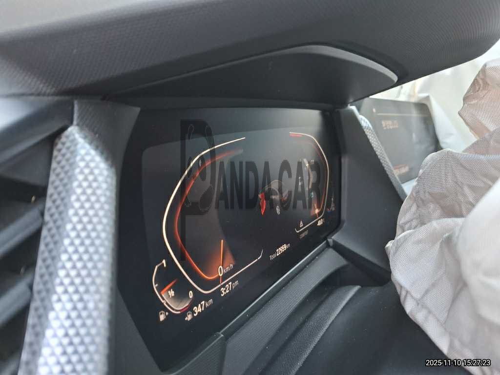 2022 BMW 220i Gran Coupe, photograph 1