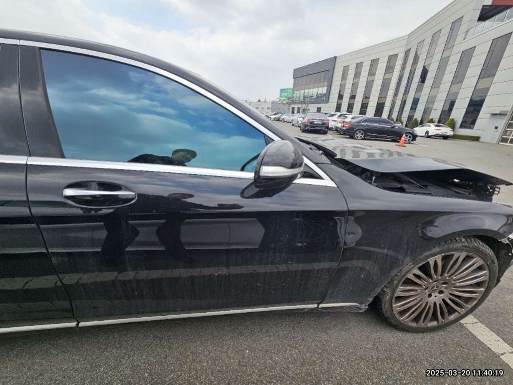 2018 Mercedes-Benz S560 4Matic L, photograph 5