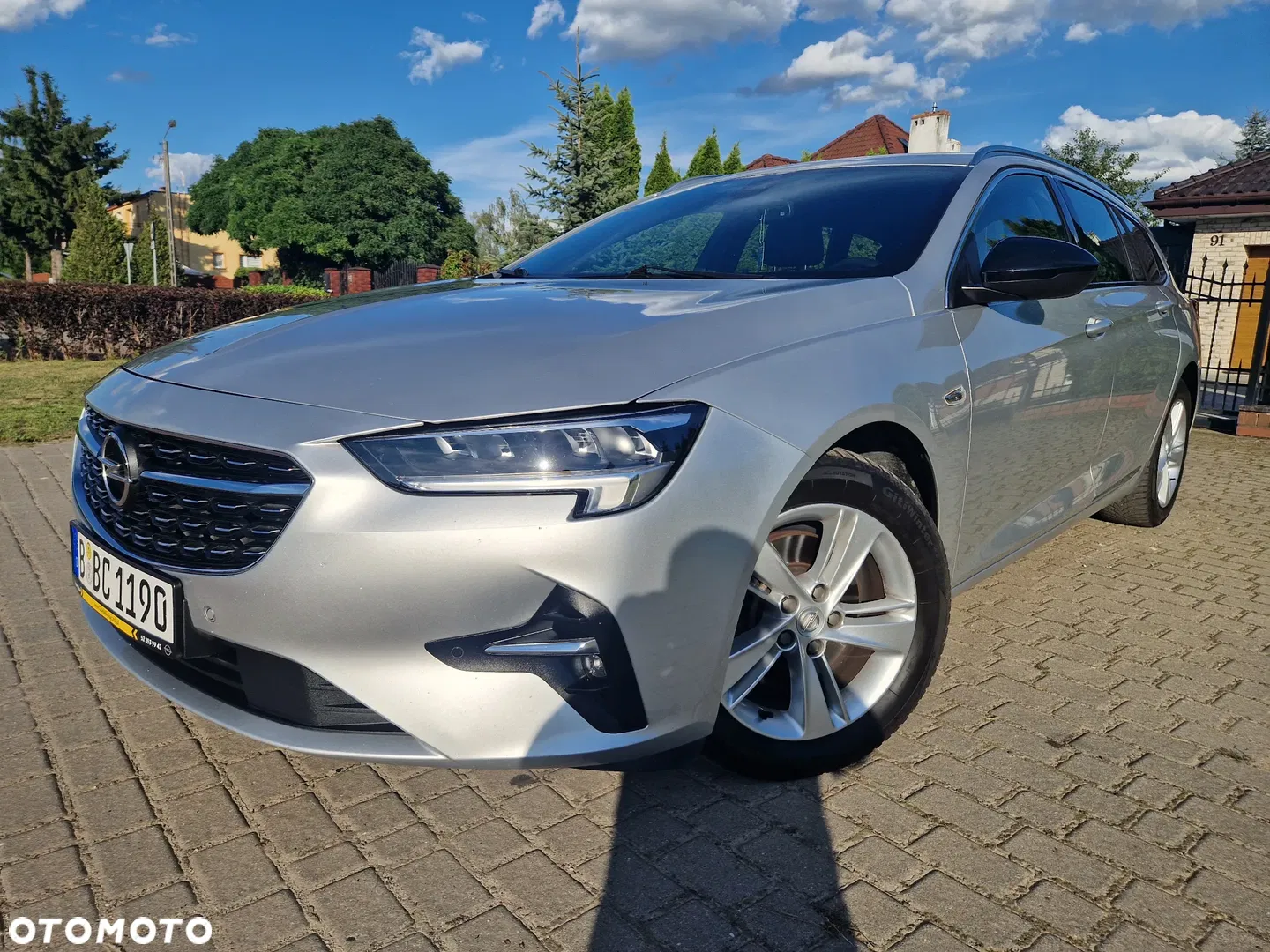2022 Opel Insignia 2.0 CDTI Elegance S&S, photograph 1