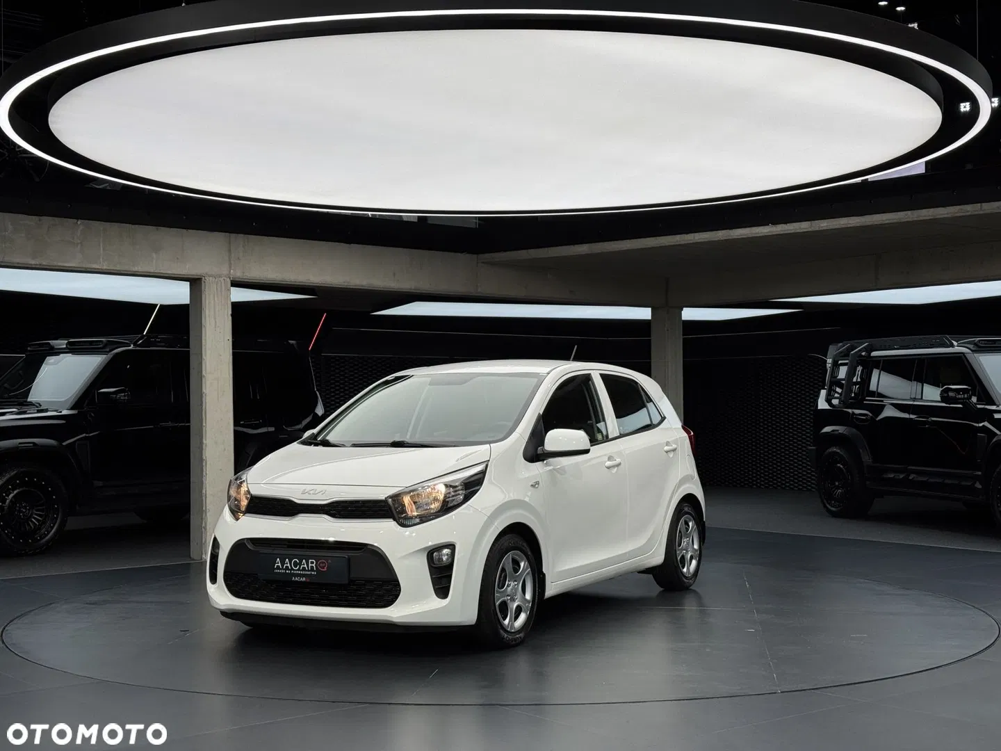 Kia Picanto 1.2 M — photo 1 of 33