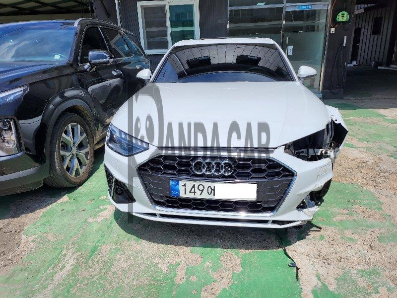 2023 Audi A4 40 TFSI, photograph 1