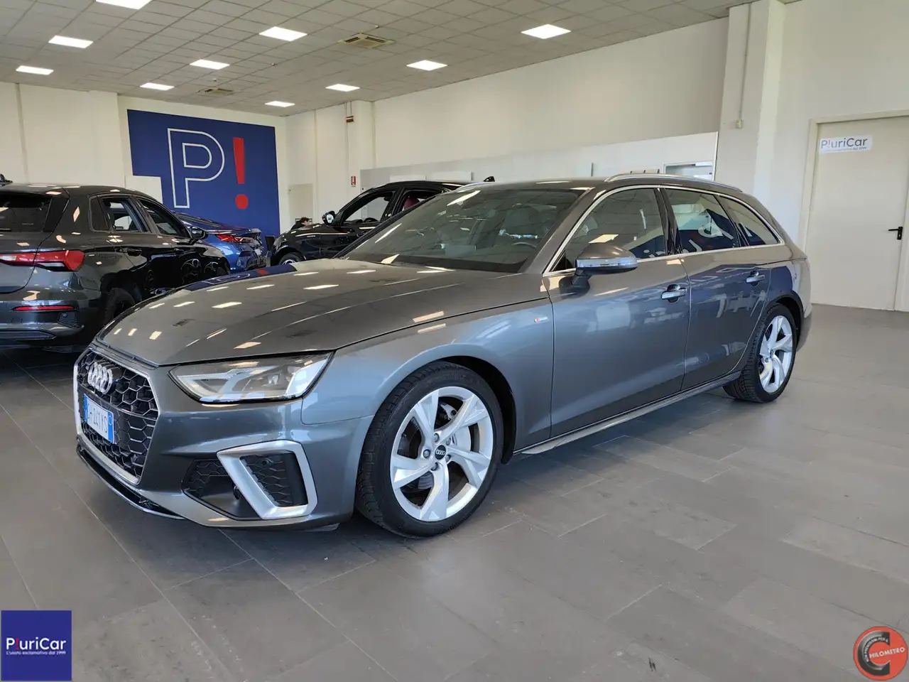 2022 Audi A4 Avant 40 TDI quattro S tronic S line edition Navi, photograph 1