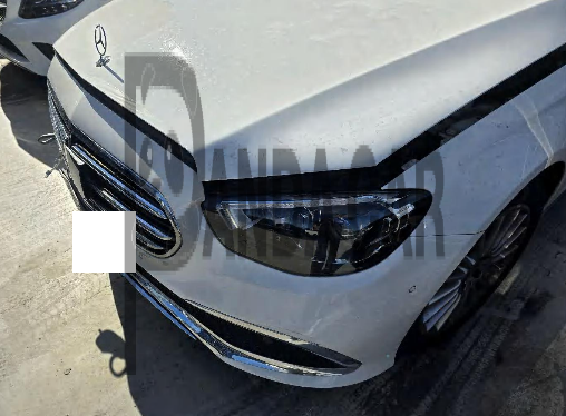 2021 Mercedes-Benz E250, photograph 3
