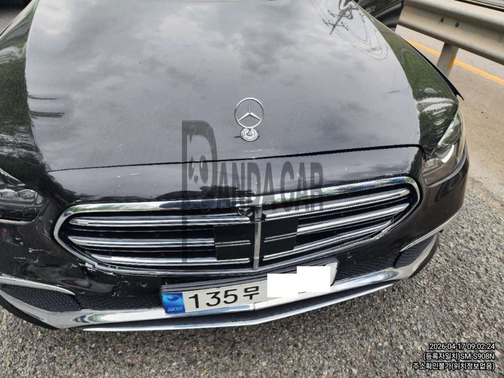 2023 Mercedes-Benz E220 d 4MATIC, photograph 1