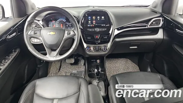 2018 ChevroletGMDaewoo Spark Premier, photograph 6